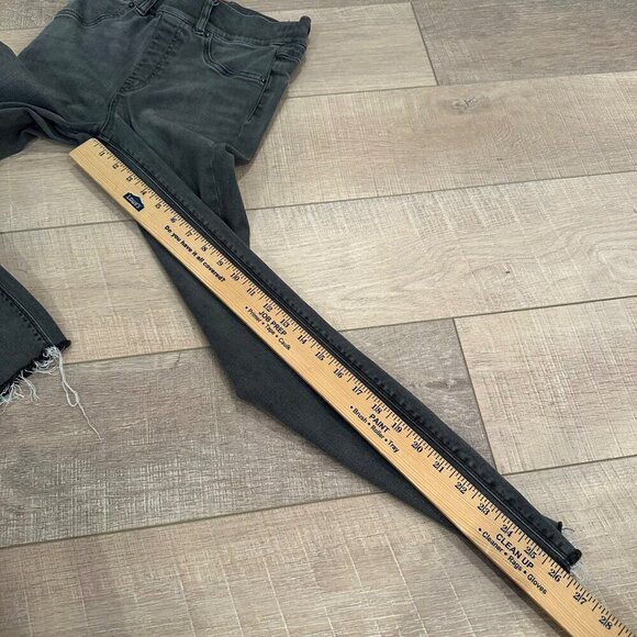 SPANX WOMENS BLACK PULL ON JEANS SIZE SMALL - Picture 2 of 9